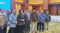Menteri Keuangan Sri Mulyani menjelaskan tugas Wakil Menteri Keuangan II yang saat ini dijabat oleh Thomas Djiwandono. Sri Mulyani mengungkapkan, Thomas akan membantu dalam menyusun Rancangan Anggaran Pendapatan dan Belanja Negara (RAPBN) 2025.