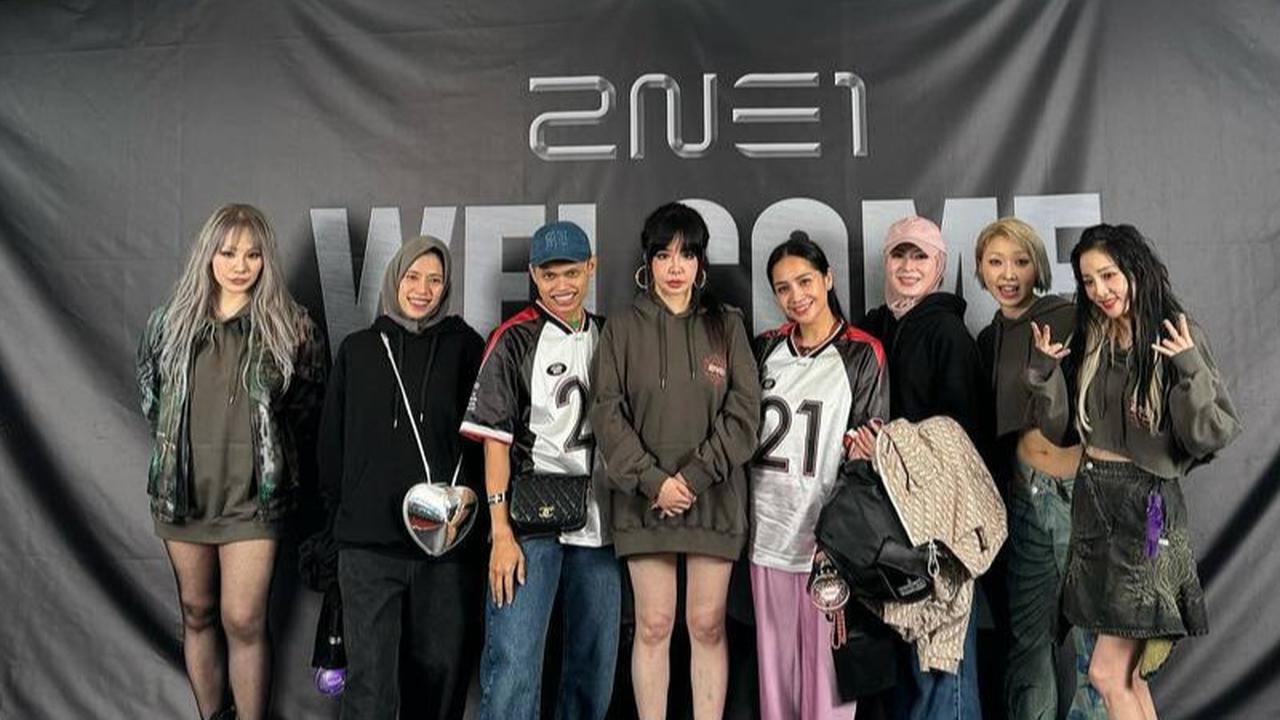 Potret Nagita Slavina dan Ayana Moon Nonton Konser 2NE1 di Korea Selatan, Diundang Langsung & Bisa Foto Bareng