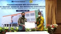 PT Freeport Indonesia (PTFI) dan  Universitas Cenderawasih (UNCEN) menandatangani MoU  terkait komitmen pembangunan Gedung untuk Pusat Sains dan Kemitraan di Kampus Universitas Cenderawasih. (Dok Freeport)