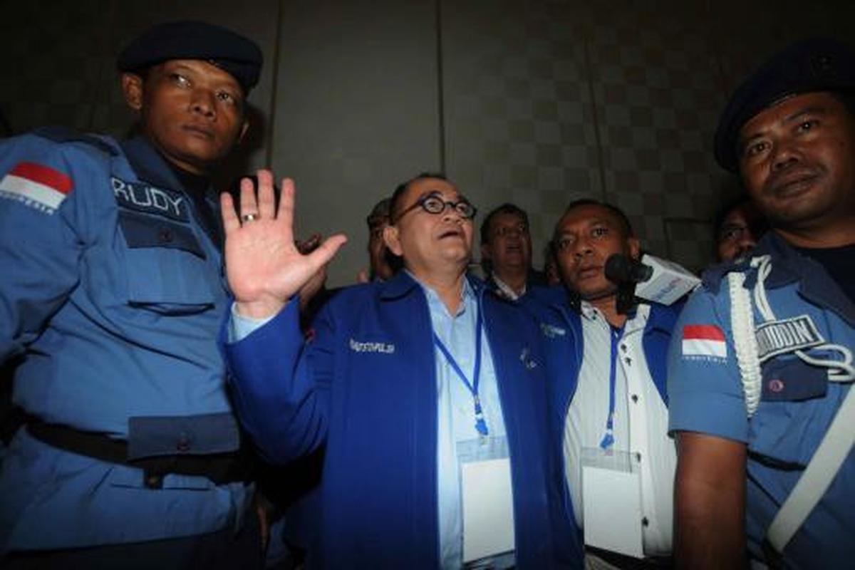 Ruhut tak boleh masuk ke acara Silatnas Partai Demokrat
