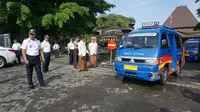 Solo meluncurkan 41 mobil baru pengganti angkot yang ber-AC. (Liputan6.com/Fajar Abrori)