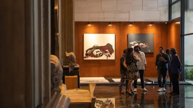 karya pelukis Raul dan musisi Truedy hadir di The Apurva Kempinski Bali