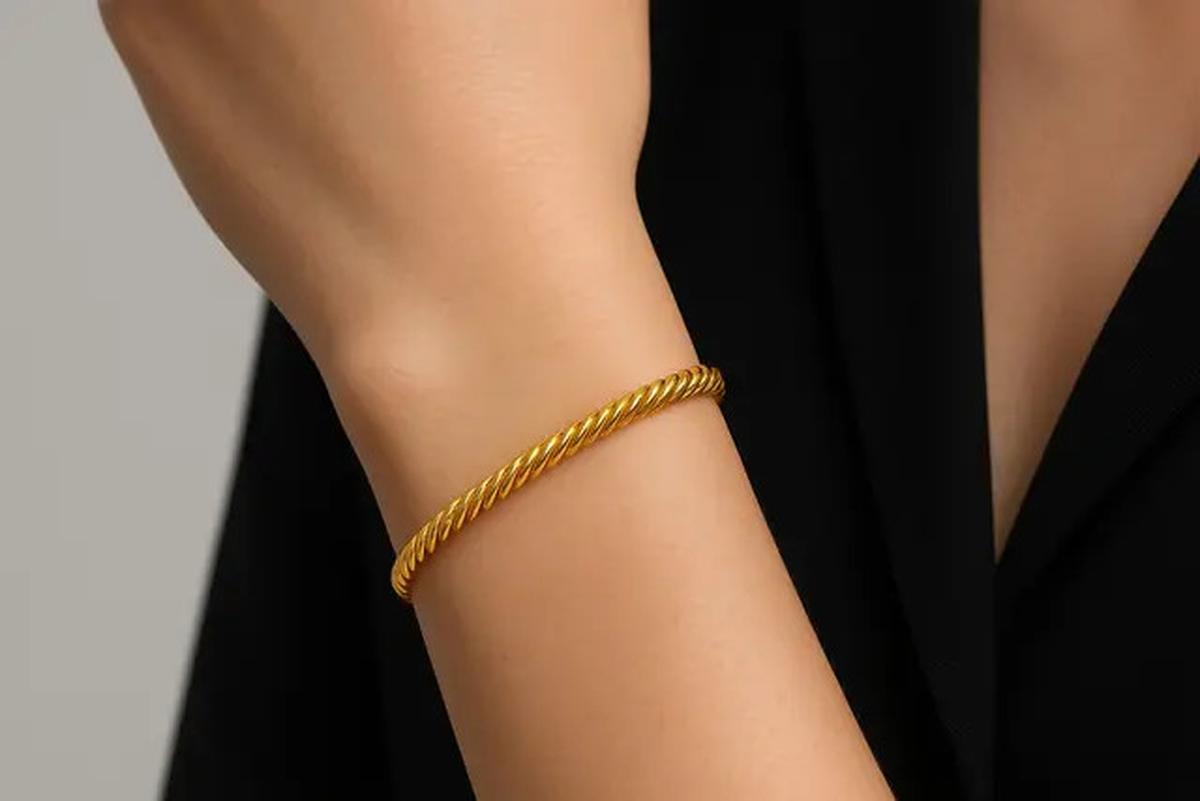 Tips Memilih Gelang Emas 24 Karat 5 Gram, Hindari Kerugian Investasi