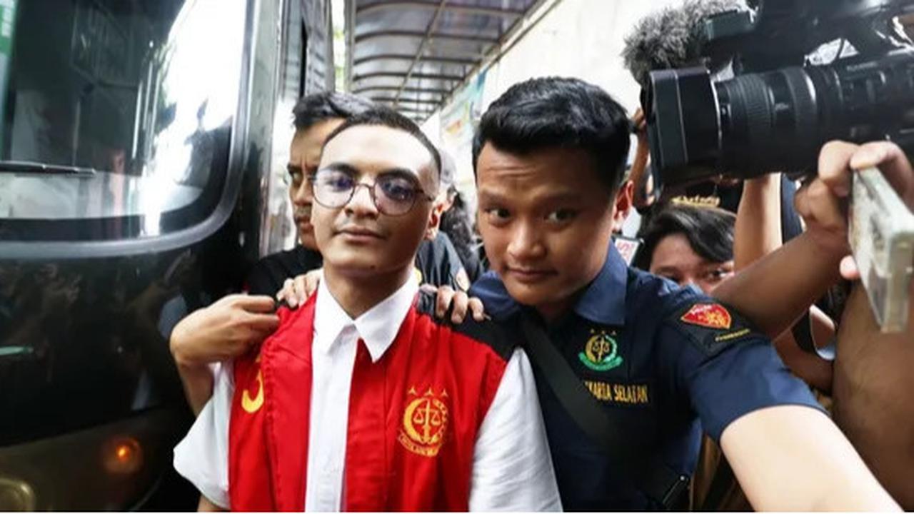 Kesaksian Vadel Badjideh Menguak Dugaan Asusila dan Aborsi di Sidang Tertutup
