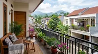 8 Desain Balkon Rumah yang Berhadapan dengan Tetangga, Tetap Nyaman dan Punya Pemandangan Indah