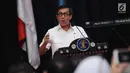 Menkumham, Yasonna H Laoly memberi sambutan pembuka Pasar Inovasi dan Kreativitas di Graha Pengayoman, Jakarta, Selasa (31/10). Ajang ini untuk mengkomersialisasikan produk kekayaan intelektual pelaku bisnis. (Liputan6.com/Helmi Fithriansyah)