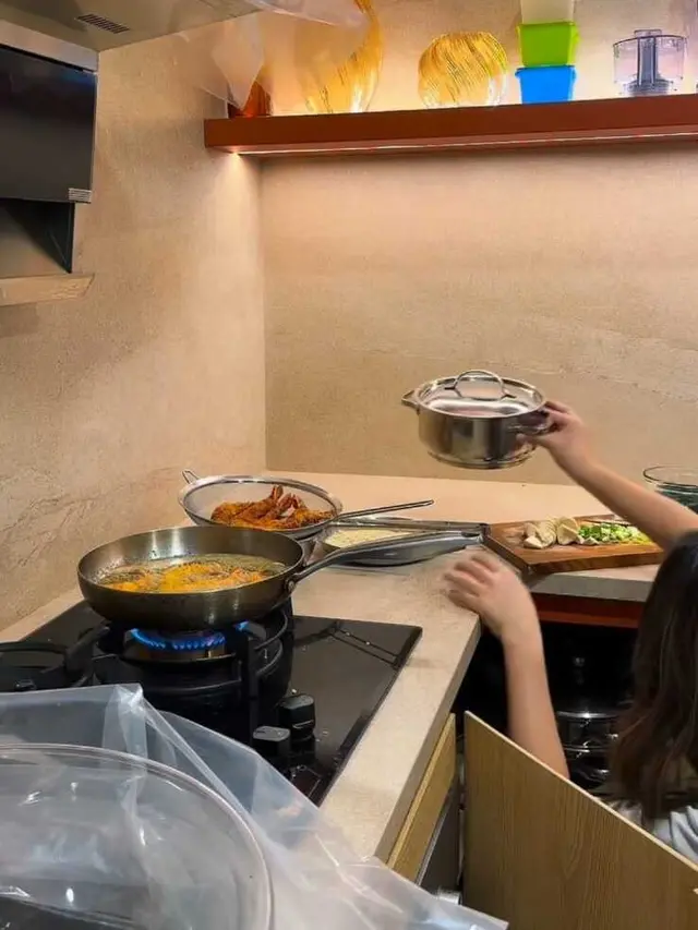 Potret Dapur Rumah Putri Titian
