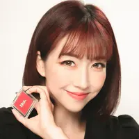 Simak ulasan produk 3in1 garapan House of Hur dari Sunny Dahye untuk menciptakan Korean Look (Foto: instagram/sunnydahye)