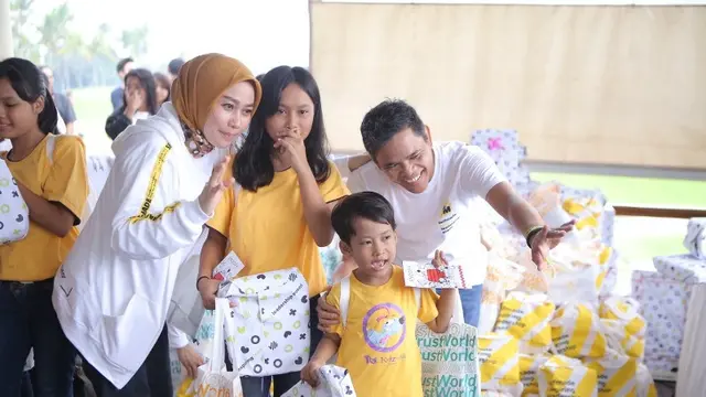 Meriahnya Gathering Vtrust dan Mitra Usaha PT Talk Fusion Indonesia