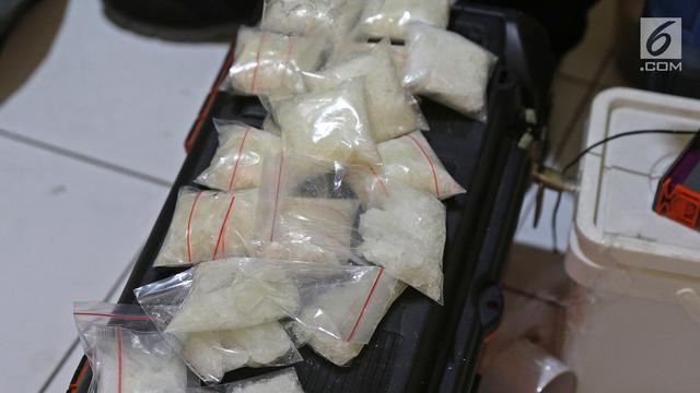 Mengintip Isi Pabrik Sabu di Kalideres