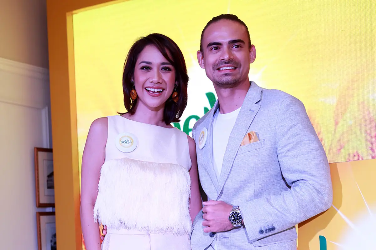 [Bintang] Bunga Citra Lestari dan Ashraf Sinclair