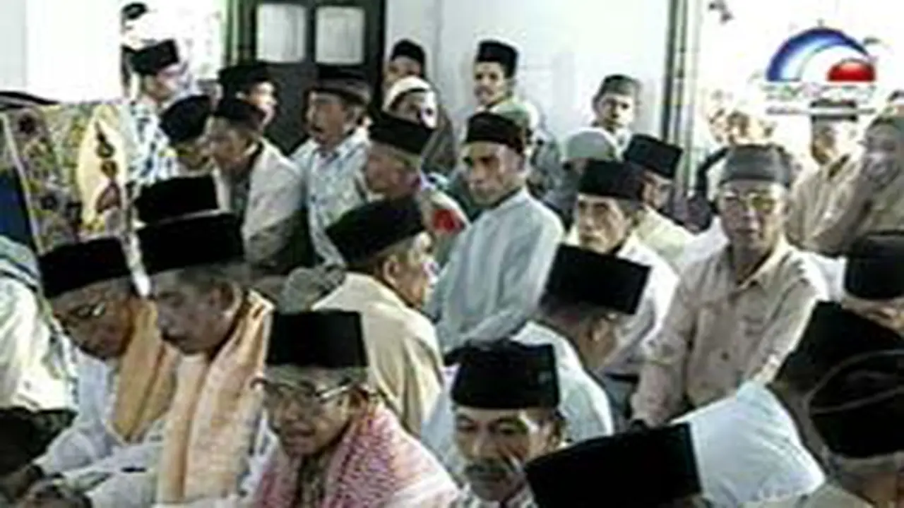 040202aKhatam1.jpg