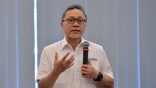 Zulkifli Hasan Bertemu Petani Tembakau