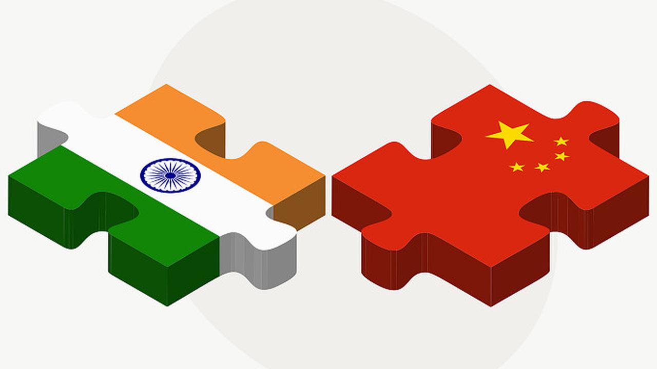 Ilustrasi India dan China.