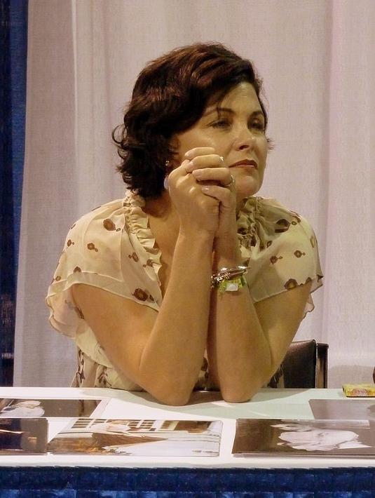 Artis Sherilyn Fenn di Fan Expo Chicago 2012 . (Foto: GabboT via Wikimedia Commons)