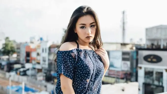 [Bintang] Kathy Indera