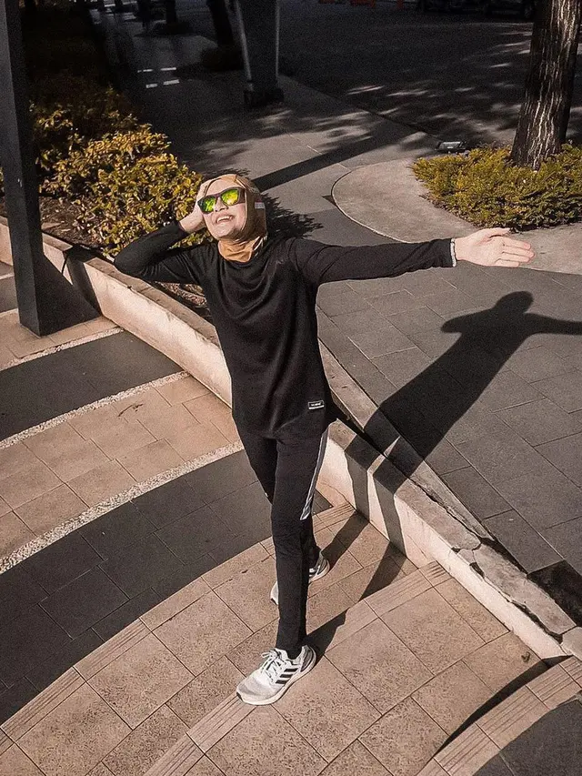 [Fimela] Zee Zee Shahab