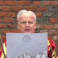 Pengangkatan Raja Charles III sebagai raja baru Inggris diumumkan ke publik (Tangkapan Layar YouTube The Sun)