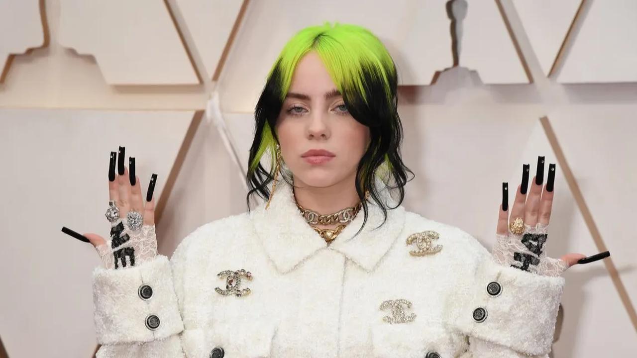 Klarifikasi dari Billie Eilish: "Bukankah Sudah Jelas?"