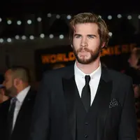 Media sosial merupakan penghubung paling baik antara selebriti dengan penggemar. Untuk itu aktor Liam Hemsworth pun membuat akun instagram pada akhir Agustus lalu. (Bintang/EPA)