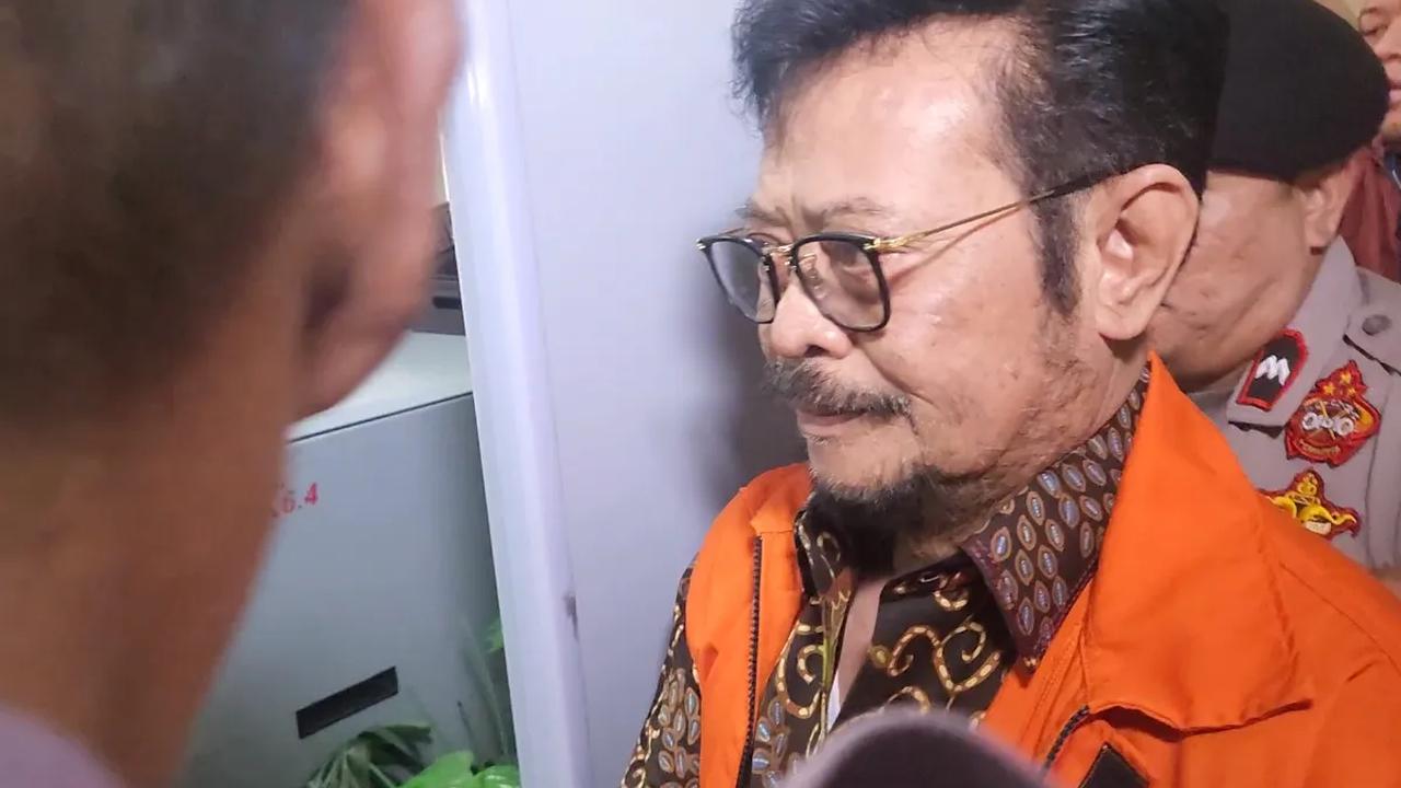 SYL meyakini polisi akan profesional mengusut kasus pemerasan yang menjerat Firli. SYL menyerahkan sepenuhnya proses hukum tersebut kepada polisi.<br>