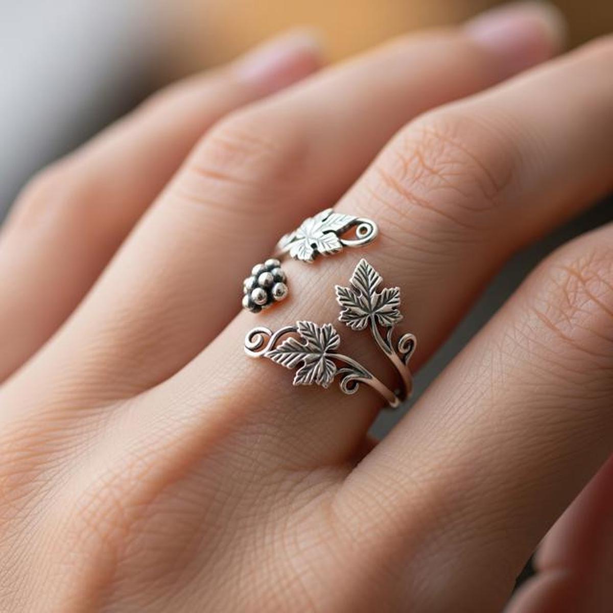 7 Cincin Model Daun Anggur yang Cantik dan Estetik untuk Koleksi Perhiasanmu di 2025