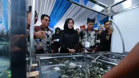 Bupati Banyuwangi Ipuk Fiestiandani dalam Forum Shrimp Fair yang berlangsung di Banyuwangi. Foto: Pemkab Banyuwangi