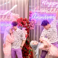 Intip gaya Lesti Kejora dan Rizky Billar rayakan anniversary pertama di hotel mewah. Makin mesra!