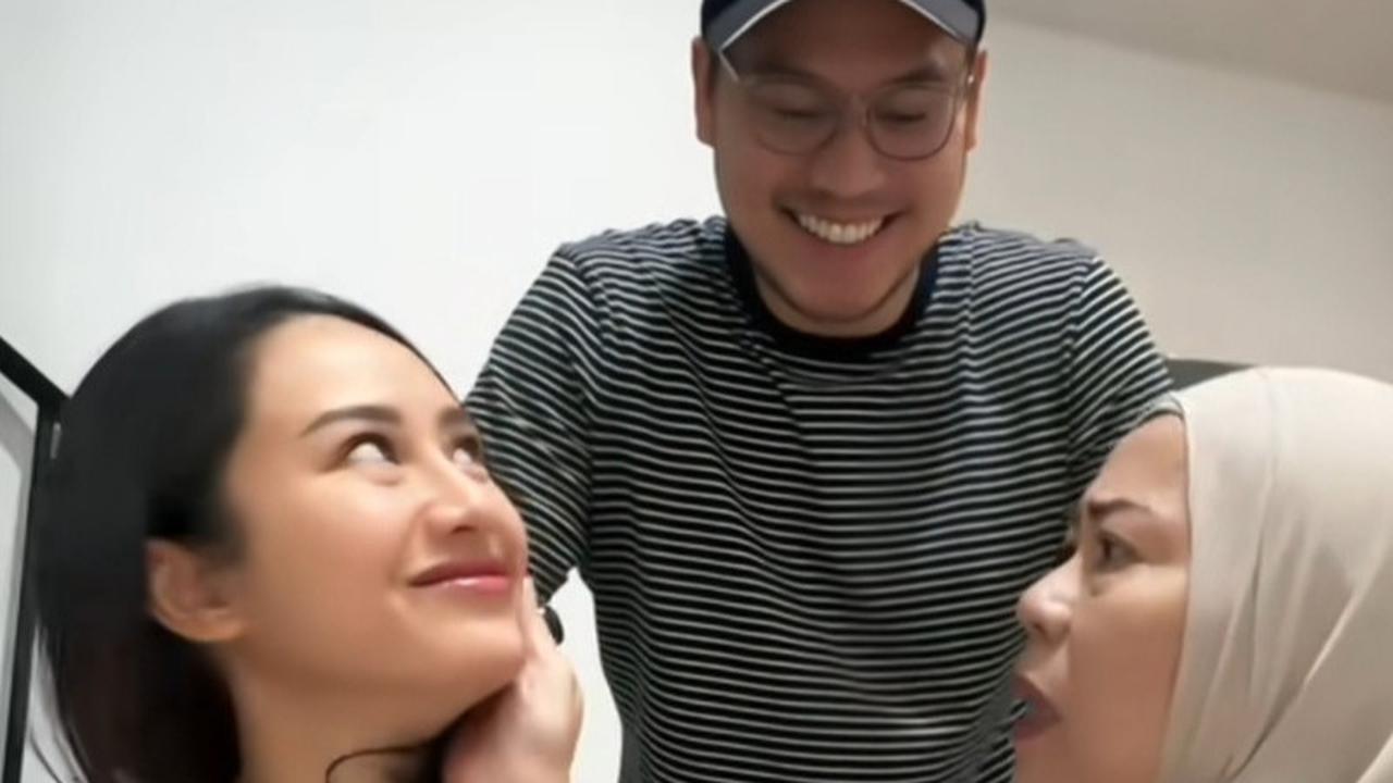 Mertua Idaman, Momen Dewi Yull Tak Terima Menantunya Disebut Jelek