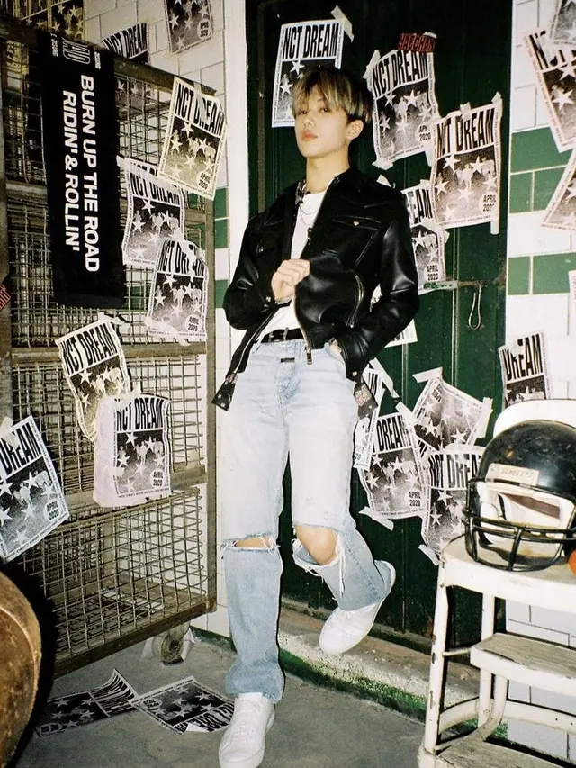 9 Ide Padu Padan Outer ala Jisung NCT Dream, Simple dan Stylish