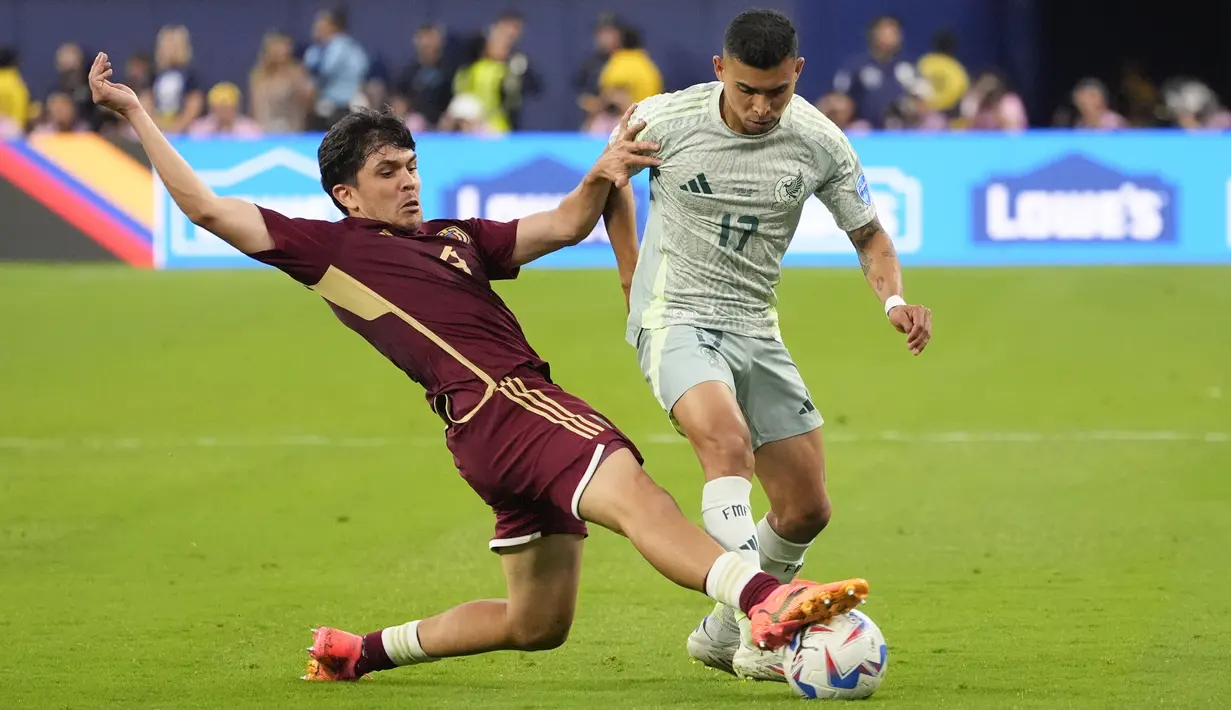 Namun Orbelin Pineda gagal mengeksekusinya sehingga mereka tetap kalah. (AP Photo/Mark J. Terrill)