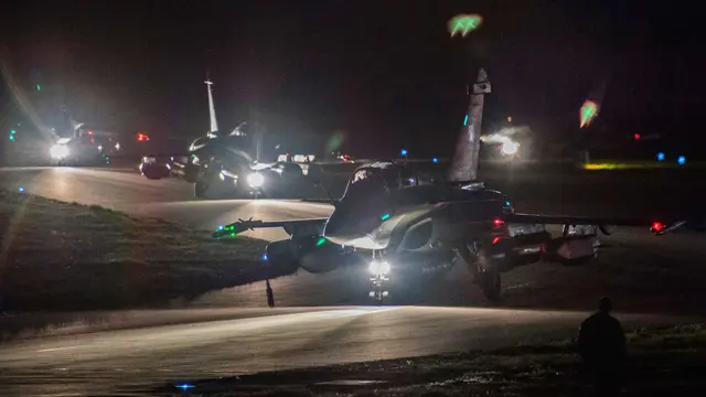 Jet Tempur Prancis Lepas Landas untuk Menyerang Suriah