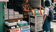 8 Ide Bisnis Kebutuhan Sekolah yang Menguntungkan dan Selalu Dicari Saat Tahun Ajaran Baru