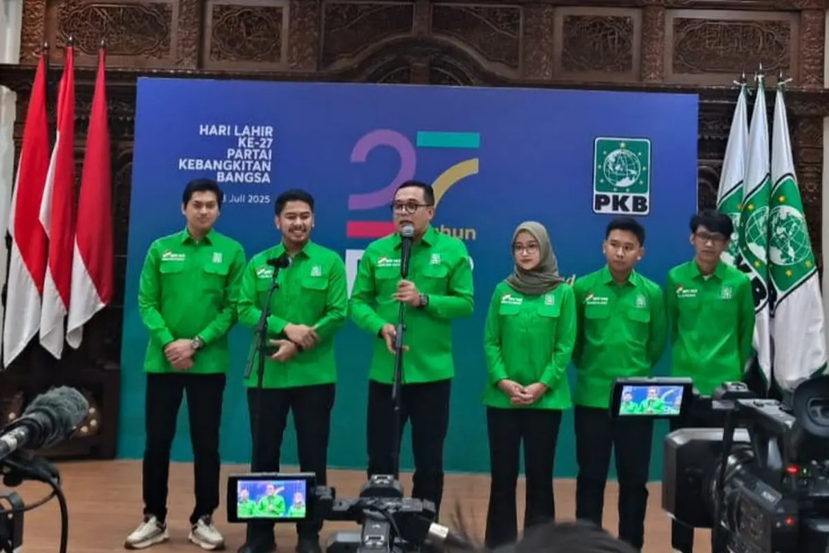 Ketua Organizing Commiter (OC) Harlah ke-27 PKB Iman Sukri (ketiga dari kiri), Jumat (18/7/2025) (Istimewa)