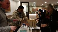 KBRI London menggelar acara “Indonesia Coffee Day" (ICD) untuk mempromosikan specialty coffee Indonesia kepada para pelaku usaha kopi di Inggris. (Dok: Kemlu RI)