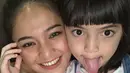 Sienna juga kerap menunjukkan cintanya ia pada sang ibu. Hubungan putri dan sang ibu ini menuai pujian dan komentar positif dari netizen. (Liputan6.com/IG/@marshanda99)