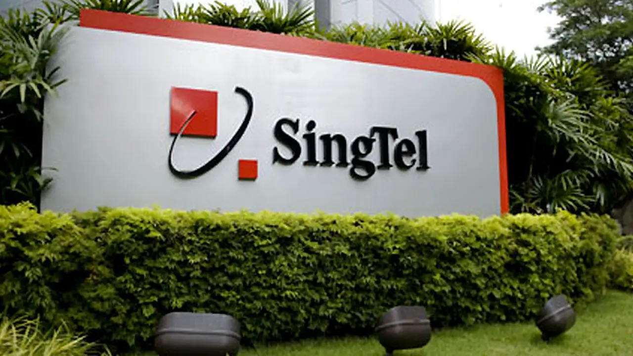 singtel-130927c.jpg