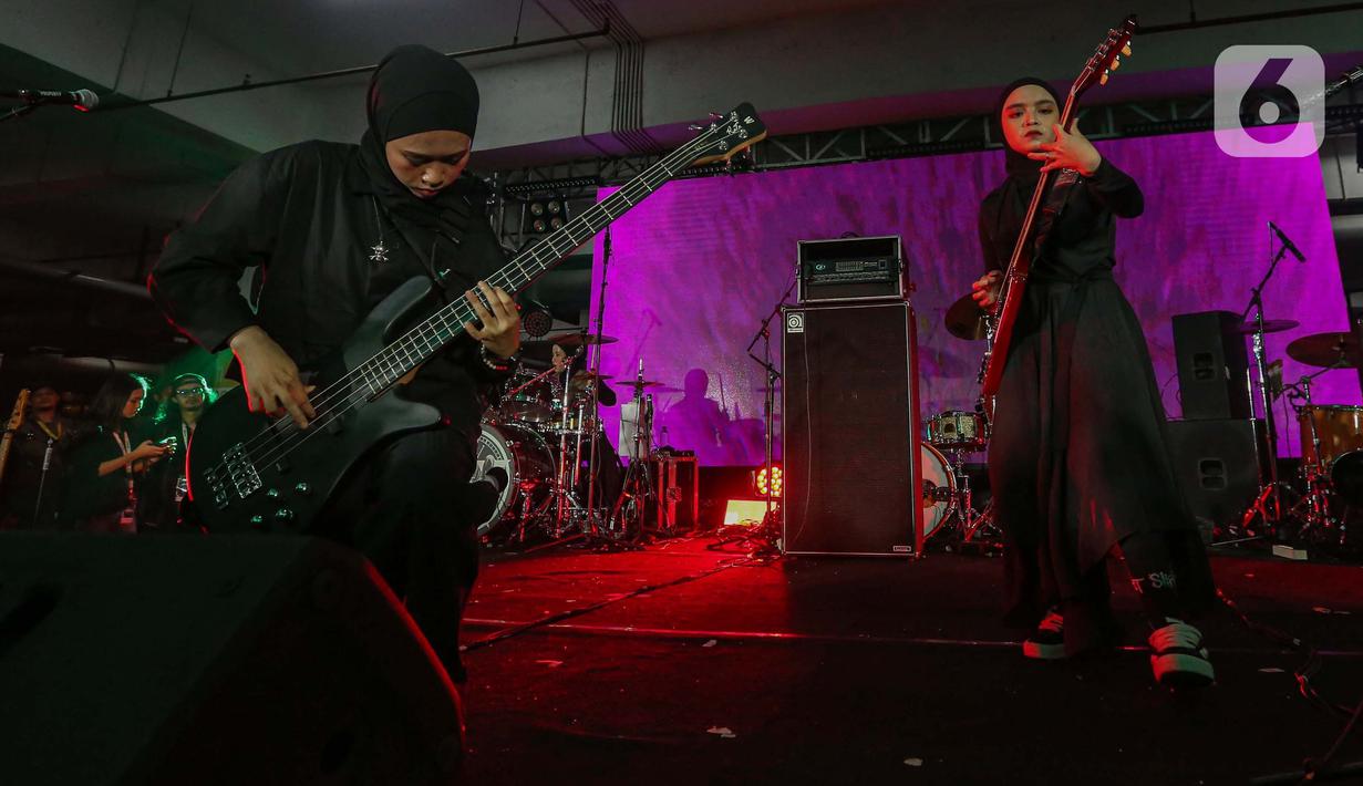 Dalam bahasa Sunda, Voice of Baceprot memiliki arti "Suara Bising". (Liputan6.com/Angga Yuniar)