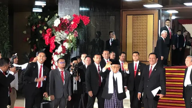 Ma'ruf Amin menghadiri sidang tahunan MPR 2019