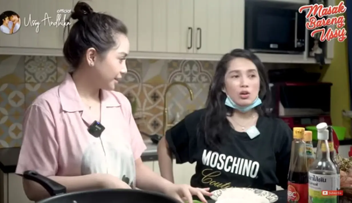 Nagita Slavina dan Ussy Sulistiawaty (Youtube/Ussy Andhika Official)