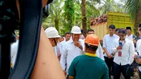 Wamen Viva Yoga Janji Perbaiki Jalan untuk Warga Transmigrasi di Bungo Jambi: Akan Dibantu APBN 2026