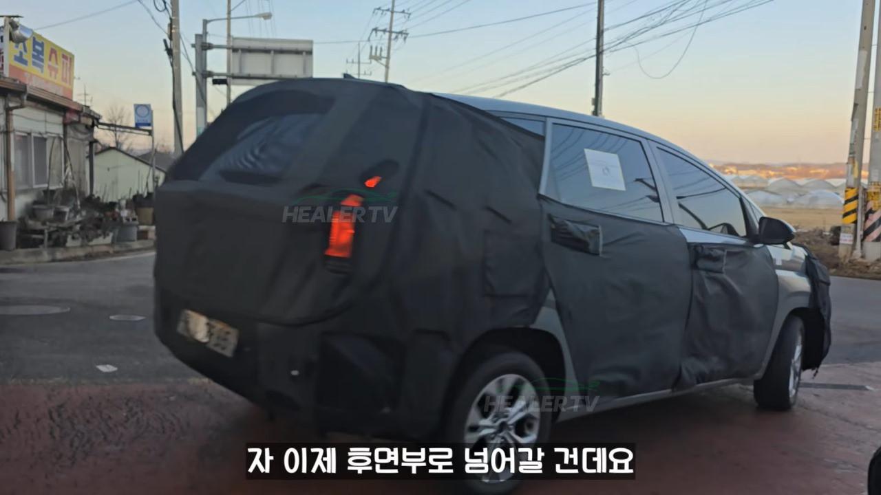 Hyundai Stargazer Baru Terciduk Pakai Kamuflase, Ini Perubahannya
