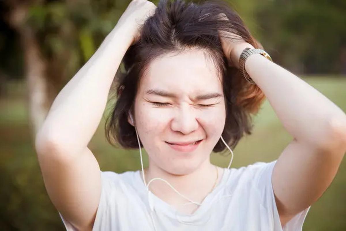 Tips Melembapkan Kulit Kepala Kering untuk Dukung Kesehatan Rambut
