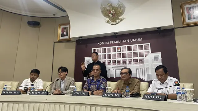 KPU menggelar jumpa pers soal debat perdana Pilpres 2024 yang akan digelar pada Selasa 12 Desember 2023.