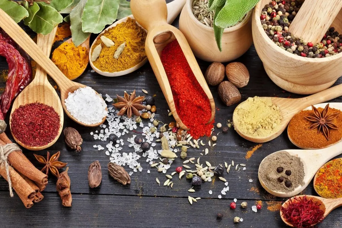5 Bumbu Dapur yang Bisa Bikin Wajah Kamu Cantiknya Total