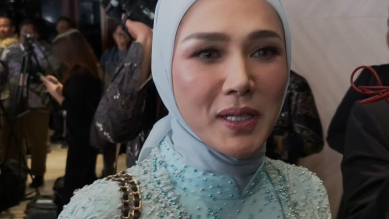 Mulan Jameela di sidang tahunan MPR