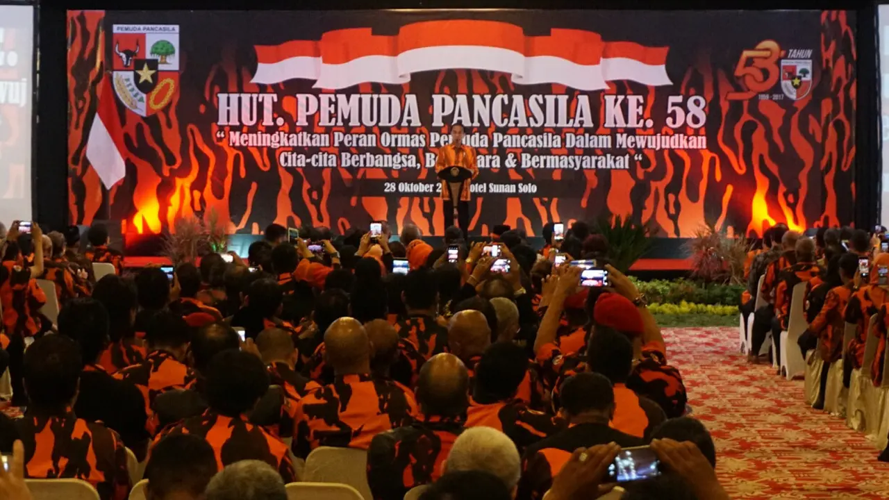 Jokowi menghadiri acara ormas Pemuda Pancasila