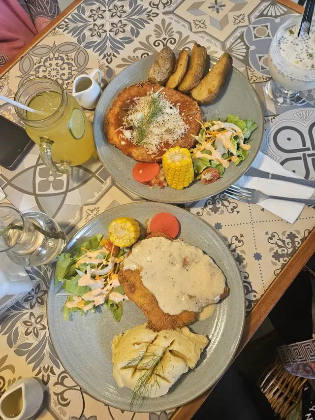 Rekomendasi Tempat Makan Sekitar Ngarsopuro Solo
