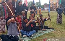 Jemparingan Banyumas: Bupati Sadewo Tekankan Peran Panahan Tradisional dalam Membentuk Karakter dan Menjaga Budaya