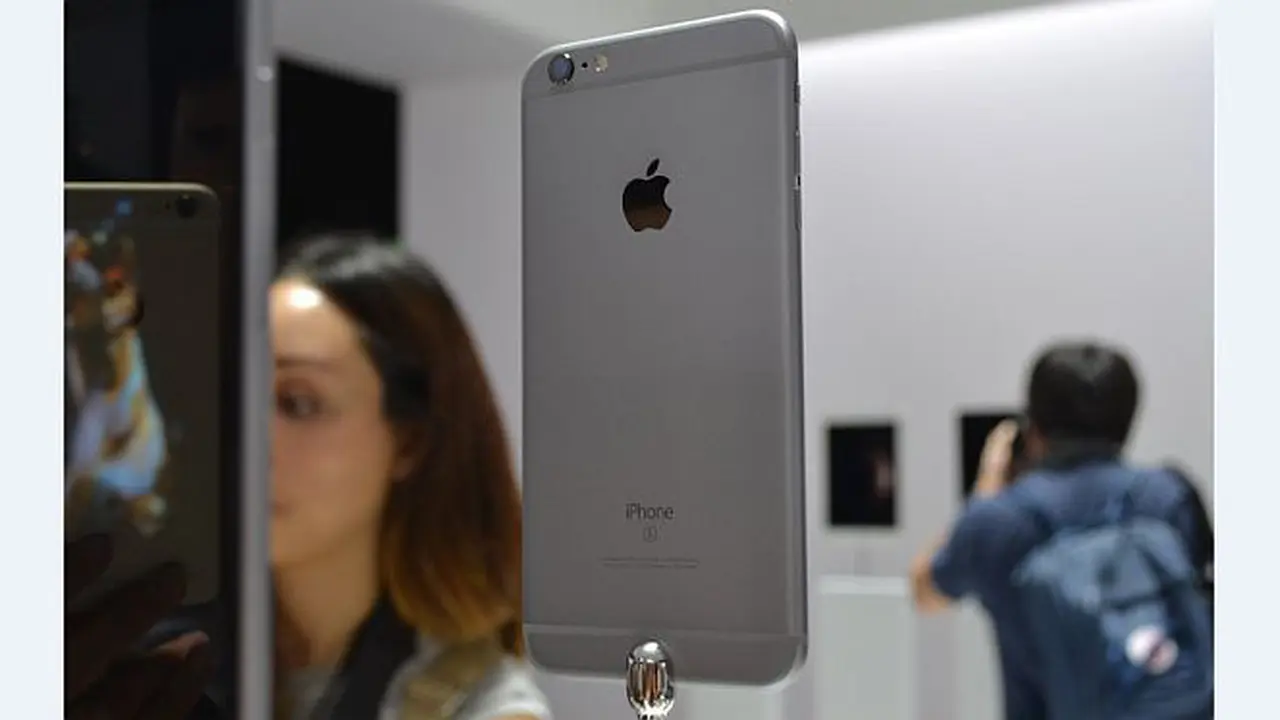HTC One A9 Mirip dengan iPhone 6s